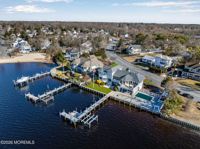 21 River Avenue, Island Heights, NJ 08732