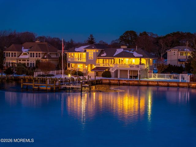 21 River Avenue, Island Heights, NJ 08732