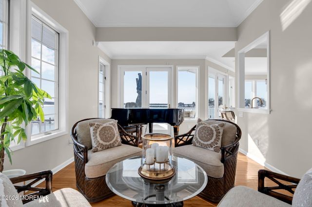 21 River Avenue, Island Heights, NJ 08732