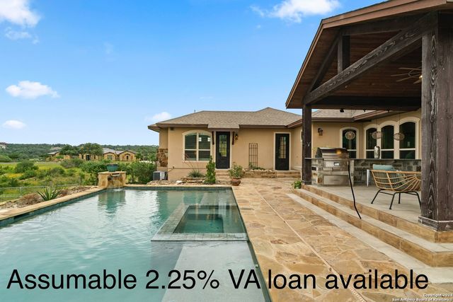 189 Dry Bear Creek, New Braunfels, TX 78132