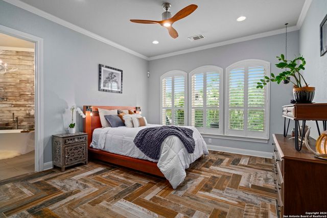 189 Dry Bear Creek, New Braunfels, TX 78132