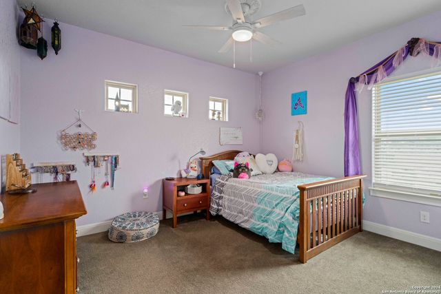 189 Dry Bear Creek, New Braunfels, TX 78132