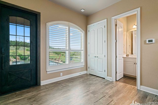 189 Dry Bear Creek, New Braunfels, TX 78132