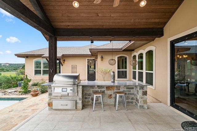 189 Dry Bear Creek, New Braunfels, TX 78132