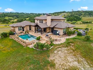 189 Dry Bear Creek, New Braunfels, TX 78132