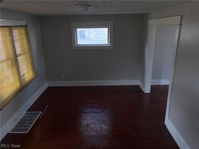 3419 W 88th Street, Cleveland, OH 44102