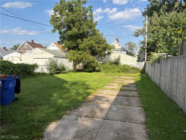 3419 W 88th Street, Cleveland, OH 44102