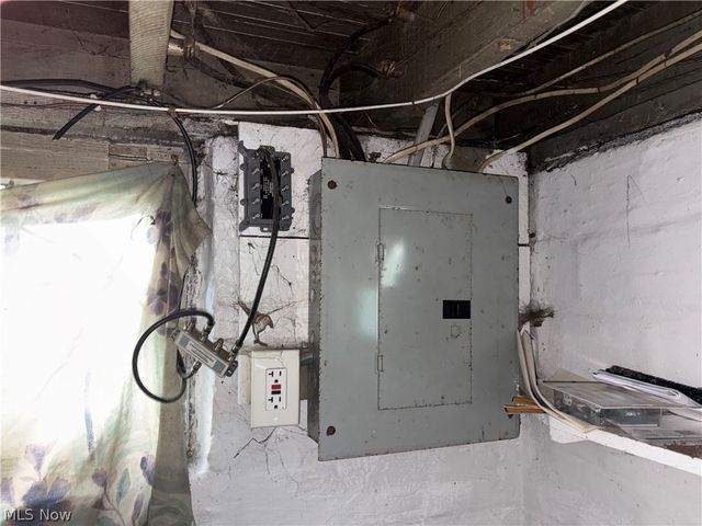 3419 W 88th Street, Cleveland, OH 44102