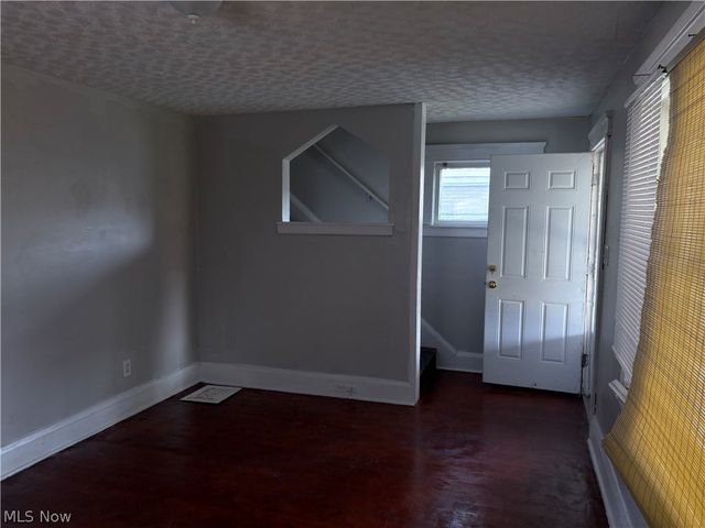 3419 W 88th Street, Cleveland, OH 44102