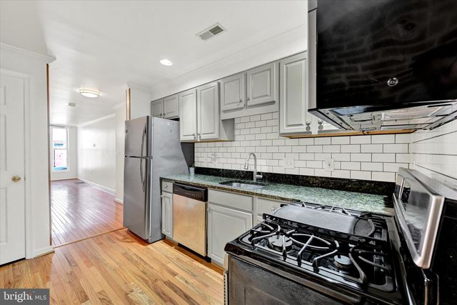 923 S CURLEY ST, Baltimore, MD 21224
