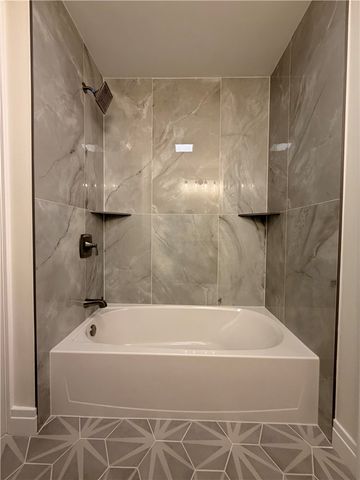 228 Third Avenue, Warwick, RI 02888