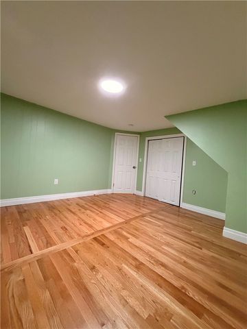 228 Third Avenue, Warwick, RI 02888