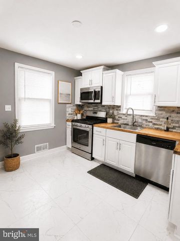 918 MENTOR AVE, Capitol Heights, MD 20743