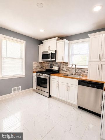 918 MENTOR AVE, Capitol Heights, MD 20743