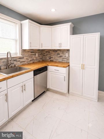 918 MENTOR AVE, Capitol Heights, MD 20743