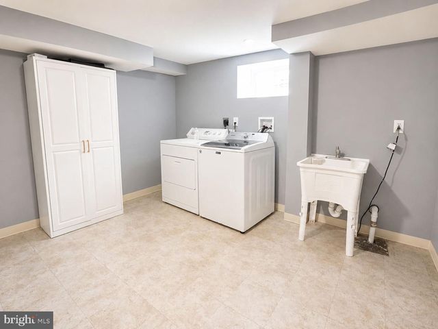 918 MENTOR AVE, Capitol Heights, MD 20743