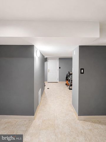 918 MENTOR AVE, Capitol Heights, MD 20743