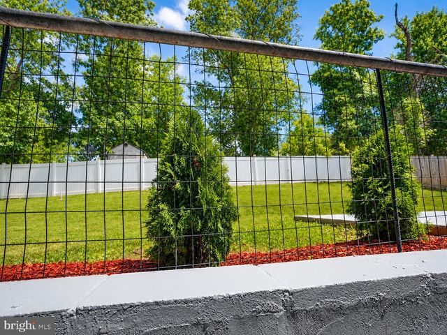 918 MENTOR AVE, Capitol Heights, MD 20743