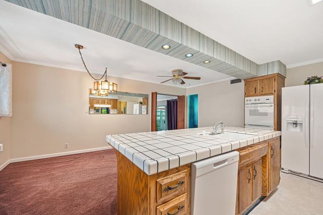 6447 Rexford Way, Carmichael, CA 95608