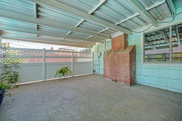 6447 Rexford Way, Carmichael, CA 95608