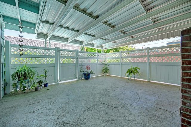 6447 Rexford Way, Carmichael, CA 95608