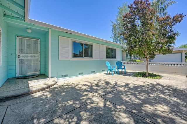 6447 Rexford Way, Carmichael, CA 95608