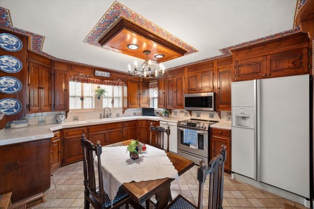 1208 Mills Place, Corsicana, TX 75110