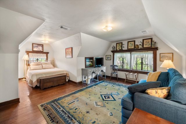 1208 Mills Place, Corsicana, TX 75110