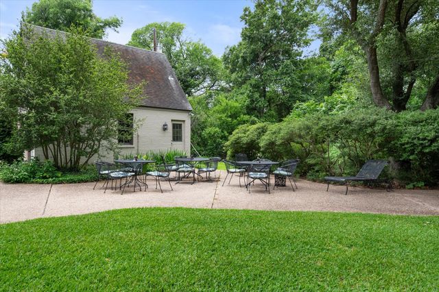 1208 Mills Place, Corsicana, TX 75110