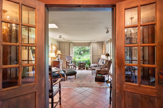 1208 Mills Place, Corsicana, TX 75110