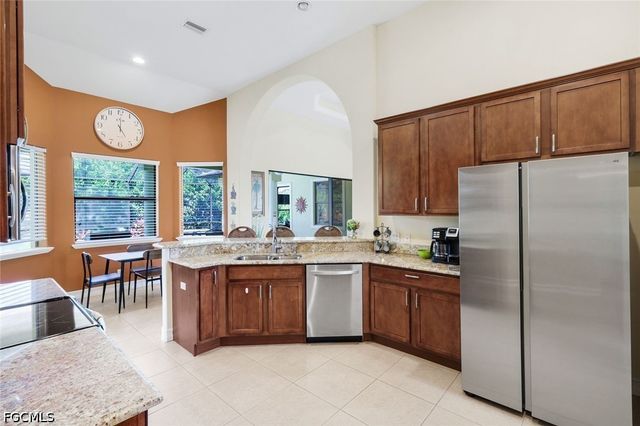 2939 SW 25th ST, Cape Coral, FL 33914