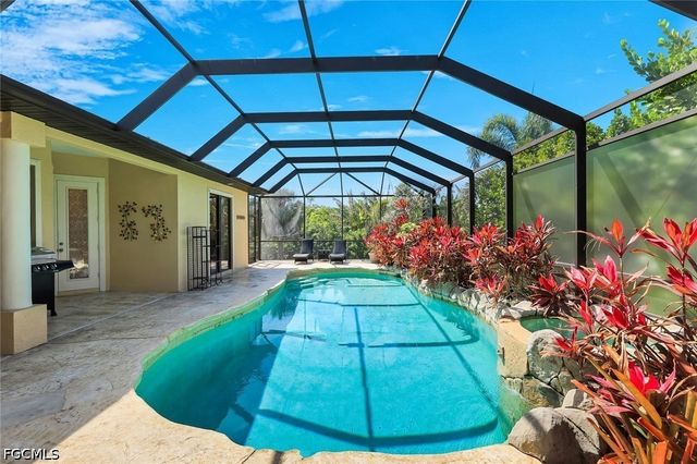 2939 SW 25th ST, Cape Coral, FL 33914