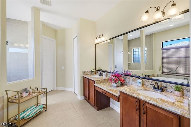 2939 SW 25th ST, Cape Coral, FL 33914