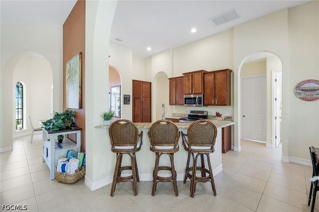 2939 SW 25th ST, Cape Coral, FL 33914