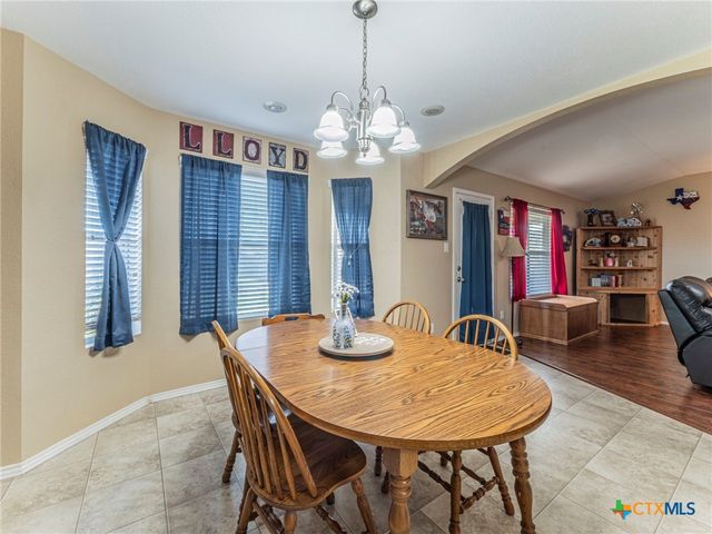 105 Lignite Drive, Jarrell, TX 76537