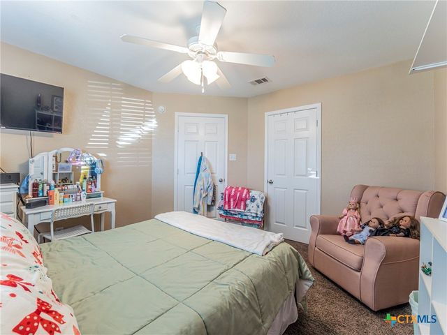 105 Lignite Drive, Jarrell, TX 76537