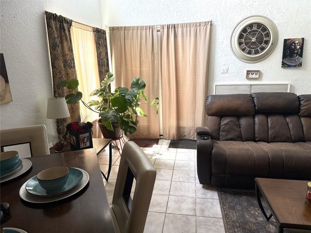 9813 Walnut Street G 201, Dallas, TX 75243