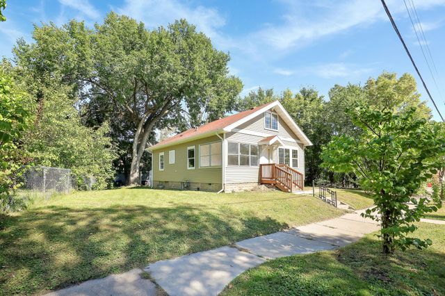 2316 24th Avenue N, Minneapolis, MN 55411
