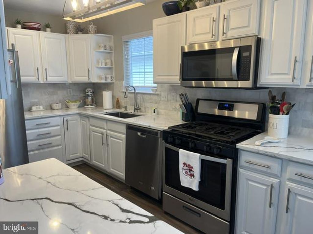 27 NATURE LN, SEWELL, NJ 08080 — photo 2