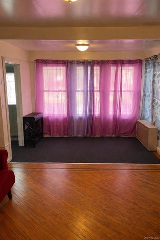 118-18 190th Street, Saint Albans, NY 11412