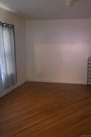 118-18 190th Street, Saint Albans, NY 11412