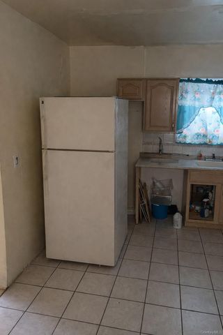 118-18 190th Street, Saint Albans, NY 11412