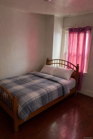 118-18 190th Street, Saint Albans, NY 11412