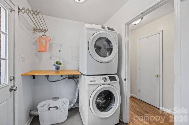 3319 Tyrone Drive, Charlotte, NC 28215