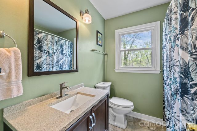 3319 Tyrone Drive, Charlotte, NC 28215