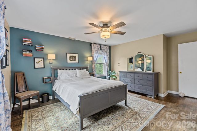 3319 Tyrone Drive, Charlotte, NC 28215