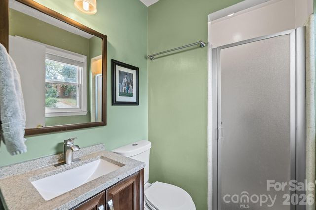 3319 Tyrone Drive, Charlotte, NC 28215