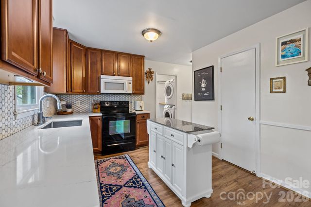 3319 Tyrone Drive, Charlotte, NC 28215