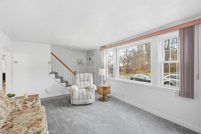 9 Anna Street, Chelmsford, MA 01863