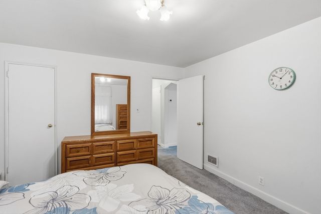 9 Anna Street, Chelmsford, MA 01863